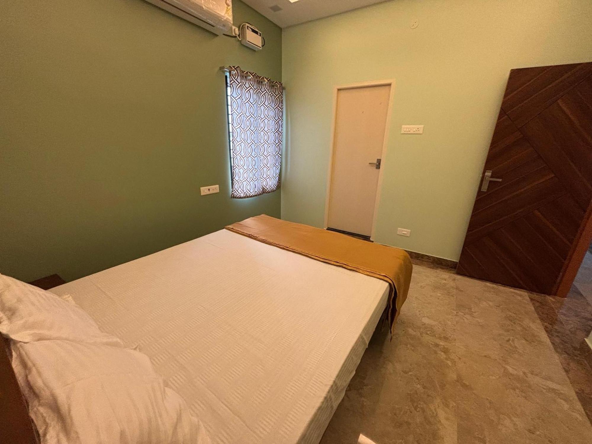Srirangam Nandavanam Service Apartments Tiruchirappalli Dış mekan fotoğraf