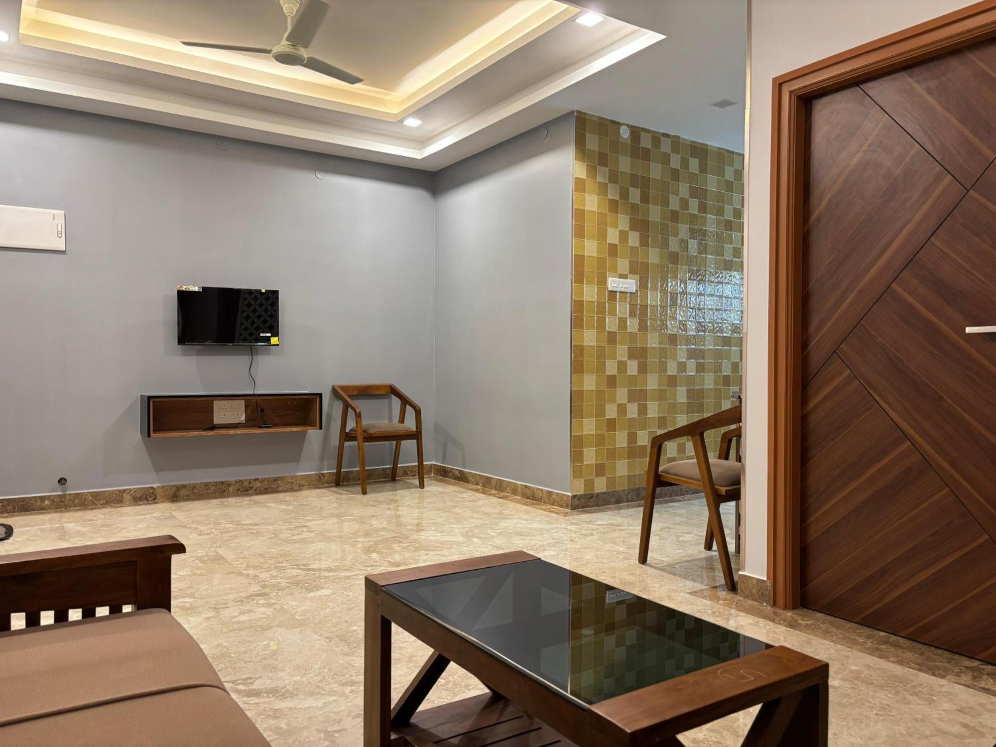 Srirangam Nandavanam Service Apartments Tiruchirappalli Dış mekan fotoğraf