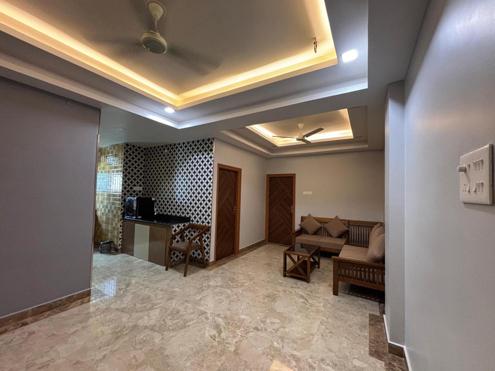 Srirangam Nandavanam Service Apartments Tiruchirappalli Dış mekan fotoğraf