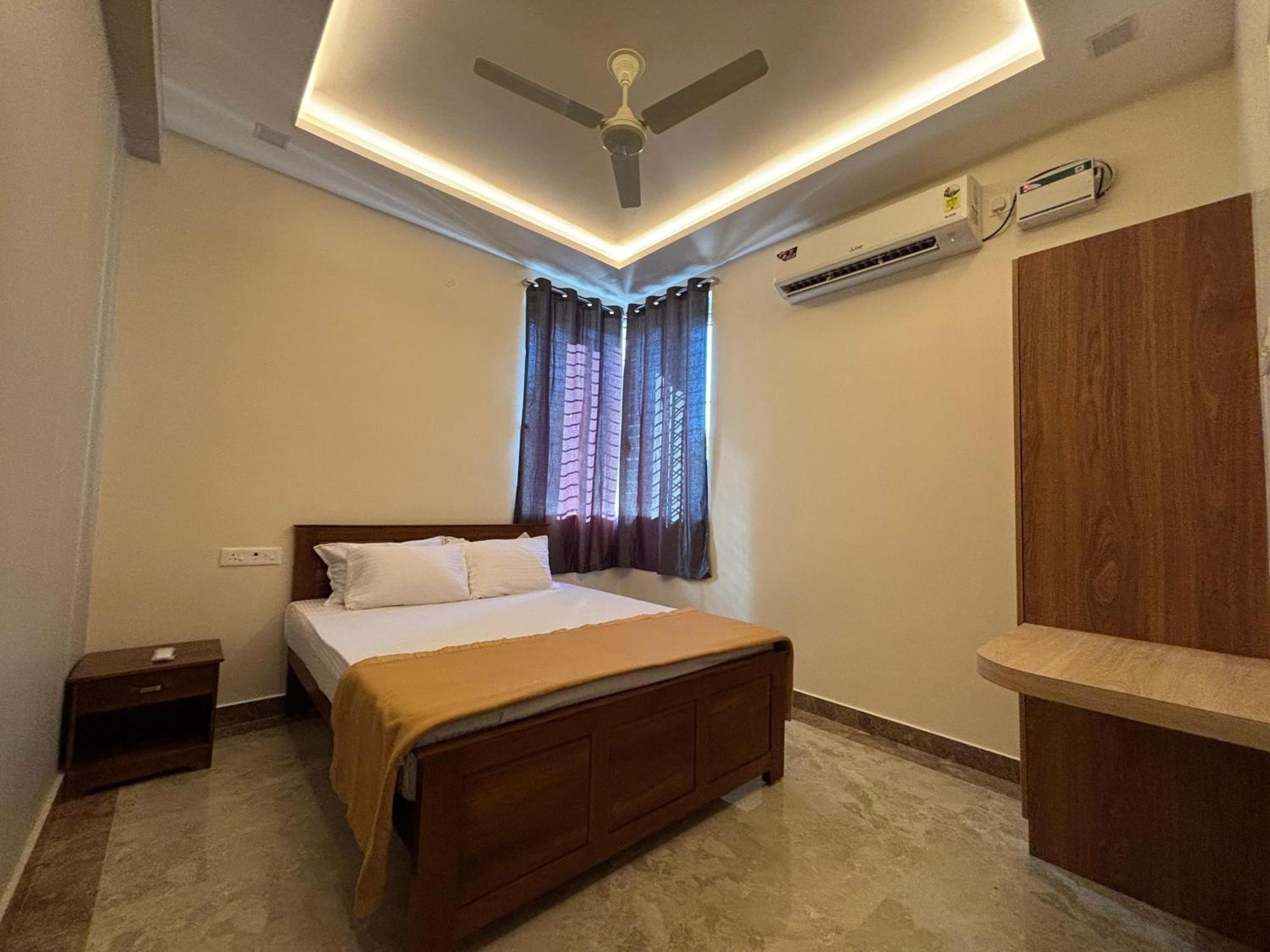 Srirangam Nandavanam Service Apartments Tiruchirappalli Oda fotoğraf