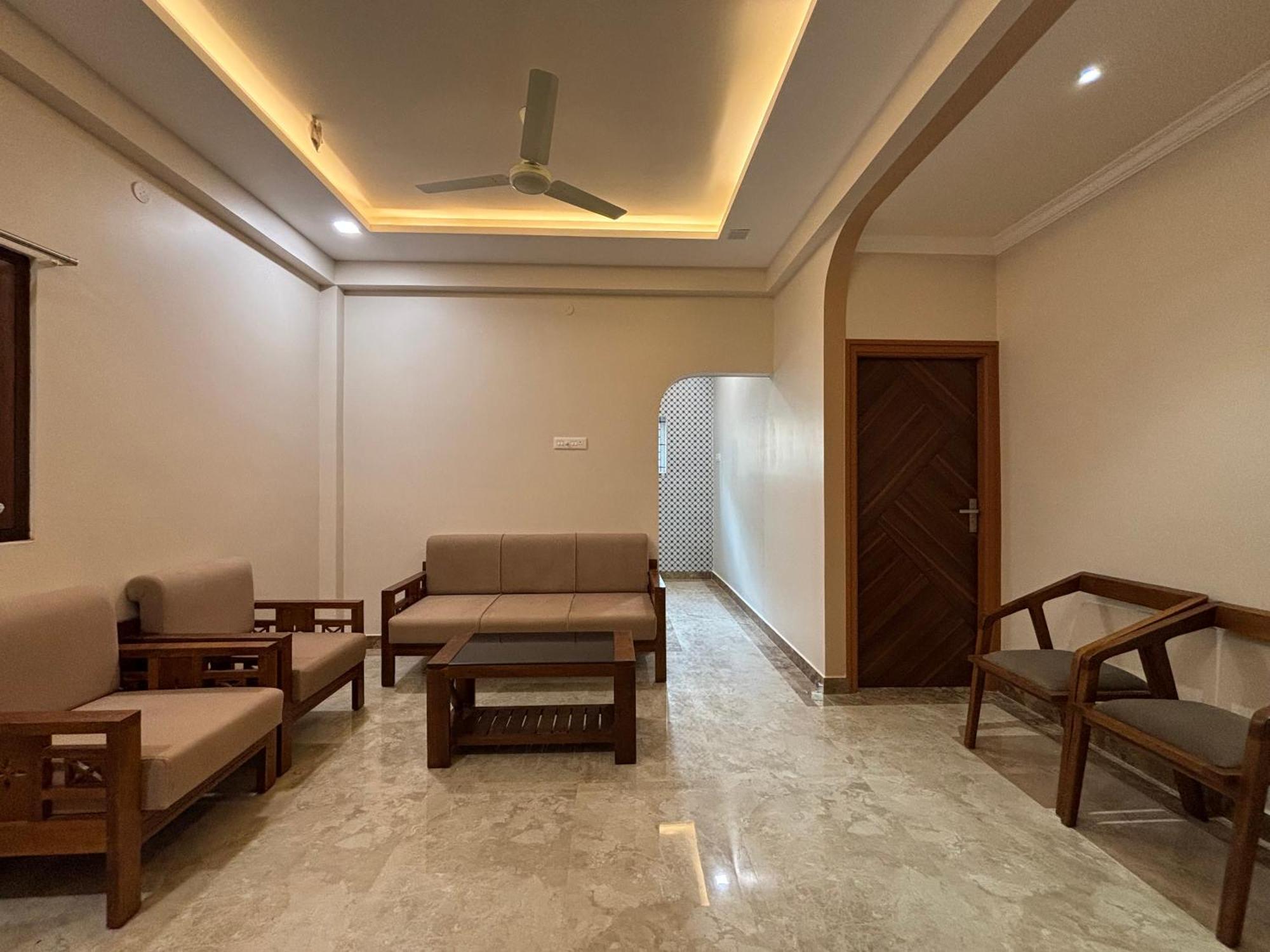 Srirangam Nandavanam Service Apartments Tiruchirappalli Dış mekan fotoğraf